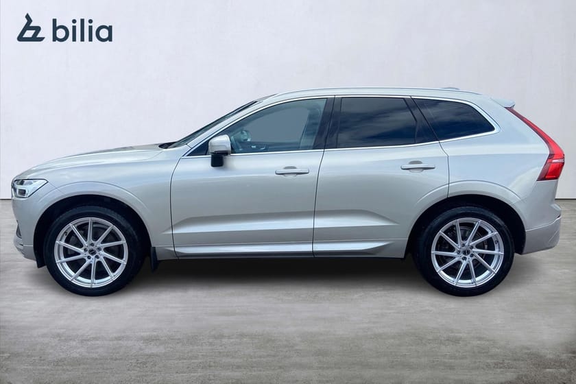 Bild 3 av Volvo XC60 B5 Mildhybrid AWD Momentum Advanced SE III BLIS