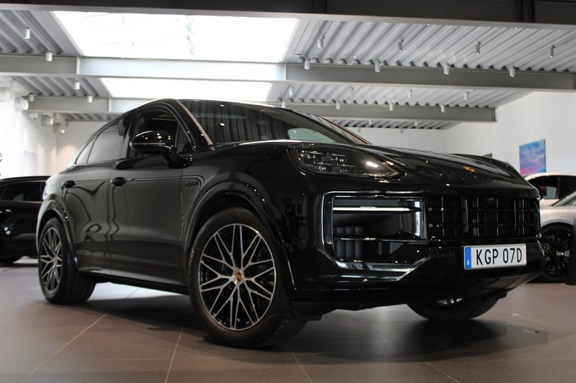 Bild 1 av Porsche Cayenne E-Hybrid Coupé Coupe Black Edition