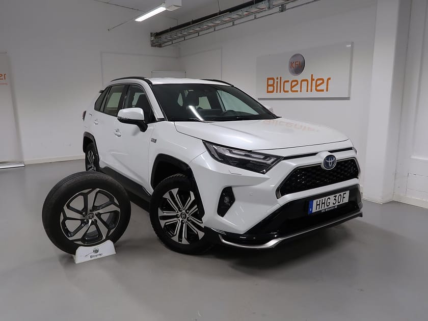 Bild 1 av Toyota RAV4 Plug-in Hybrid V-Däck ingår JBL-Drag-Kamera-Cockpit-Els