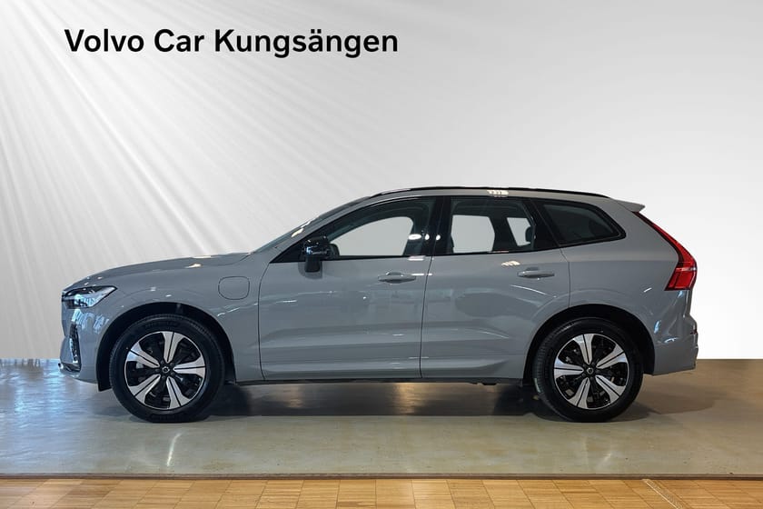 Bild 3 av Volvo XC60 T6 Plus Dark Edition (SELEKT) PANORAMA 0%RÄNTA