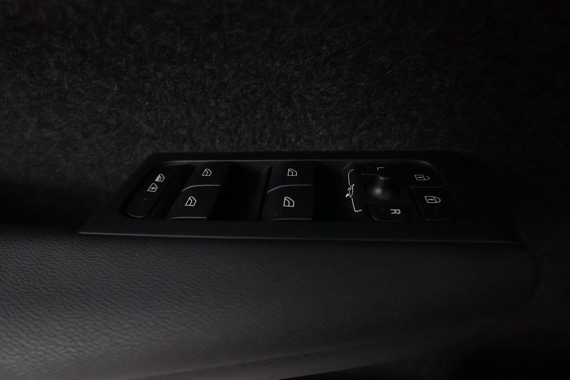 Volvo XC40 2024 - miniatyr 16