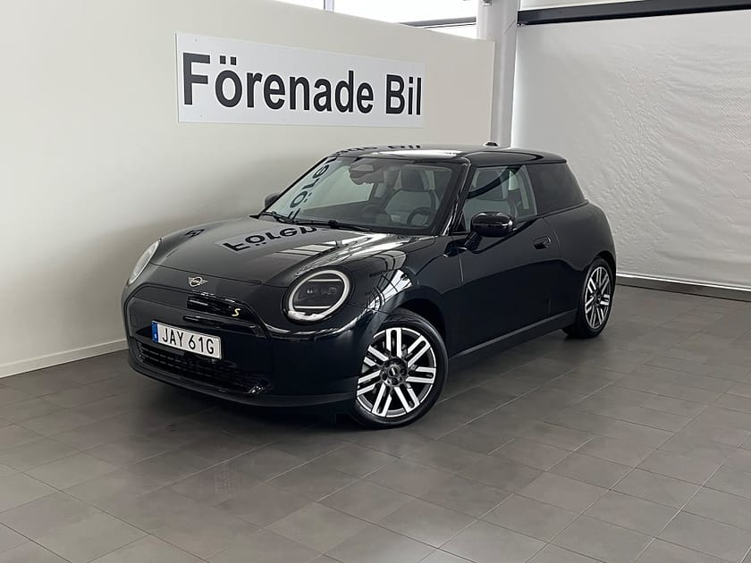 Bild 1 av MINI Cooper SE Classic Trim Paket M 4,95% ränta