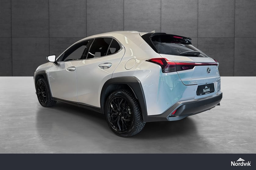 Bilde 3 av Lexus UX 250h E-Four Comfort Tech AWD