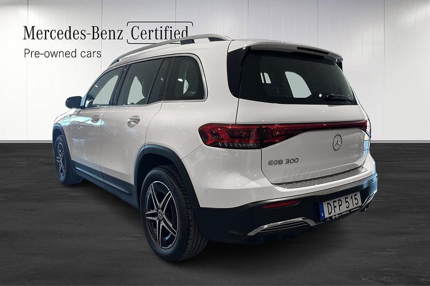 Bild 4 av Mercedes-Benz EQB 300 4MATIC AMG Line 7-SITS/BACKKAMERA/KEYLESS/ADAPTIV FARTH