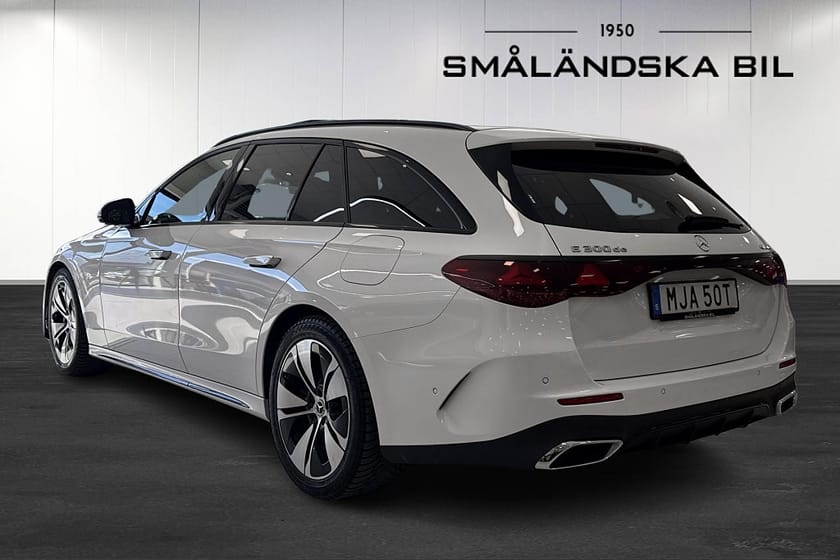 Bild 3 av Mercedes-Benz E 300 d e 4MATIC T de 9G-Tro AMG Line, AMG Line Advanced Plus