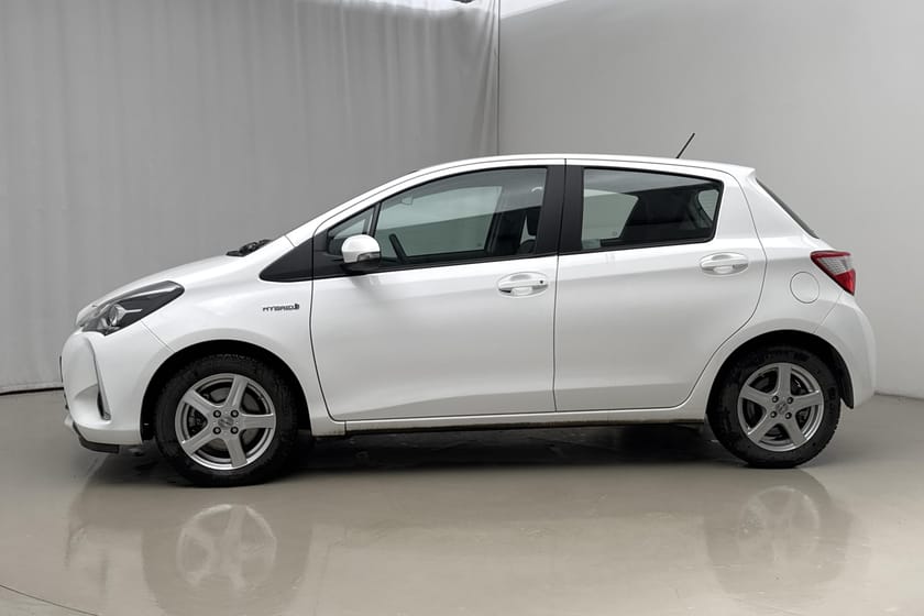 Bild 2 av Toyota Yaris Hybrid 1.5 5dr (101hk)