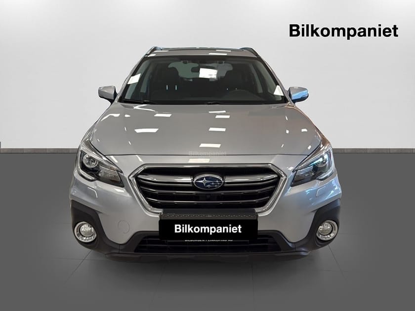 Bild 2 av Subaru Outback 2.5 4WD Lineartronic Kamera SoV-däck H/K-ljud Dragkrok