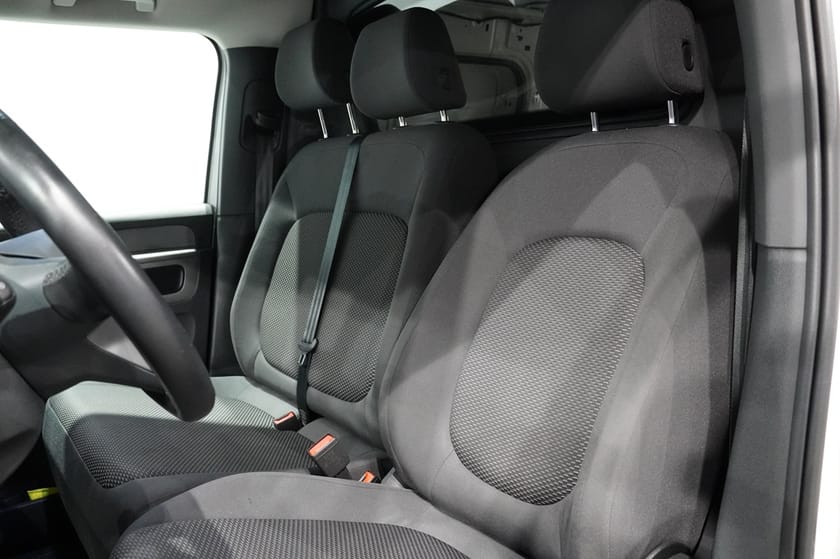 Bild 4 av Volkswagen ID. Buzz Cargo 204 HK DRAG VÄRMARE KAMERA