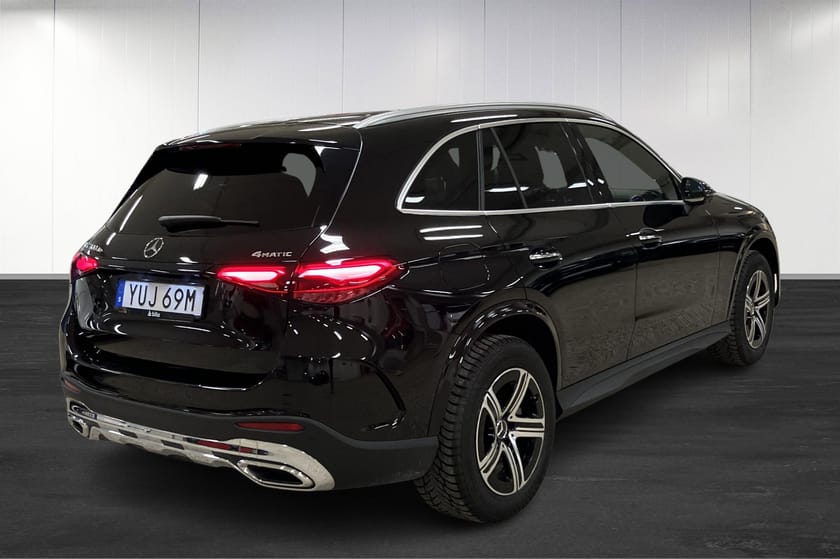 Bild 4 av Mercedes-Benz GLC 300 d e 4MATIC AMG-LINE/Hotellpaket/S-VHjul/360kamera/Digitaltlight/keyless