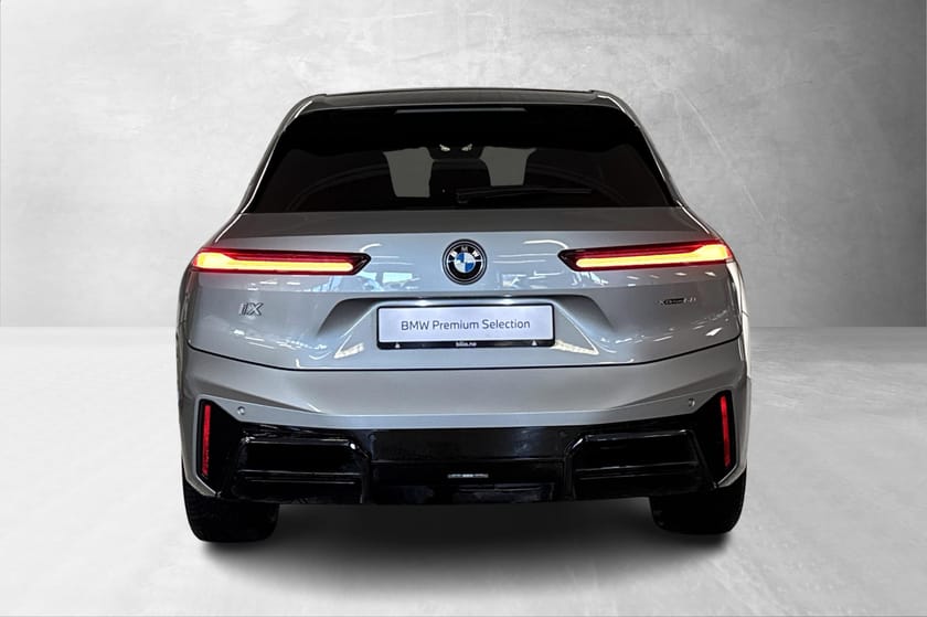 Bilde 4 av BMW iX xDrive60 Fully Charged M-Sport,M-Seter, H/K, SkyLounge