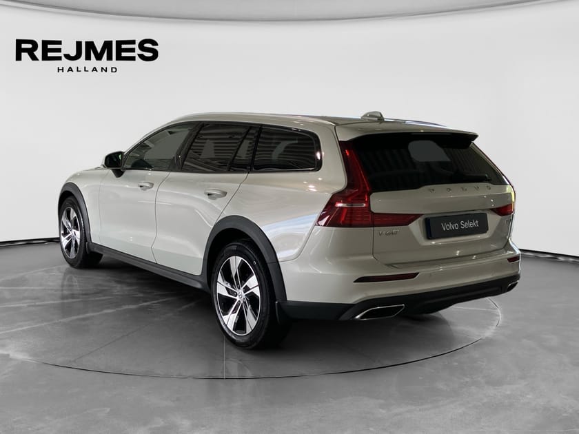 Bild 2 av Volvo V60 Cross Country B4 AWD Diesel Advanced