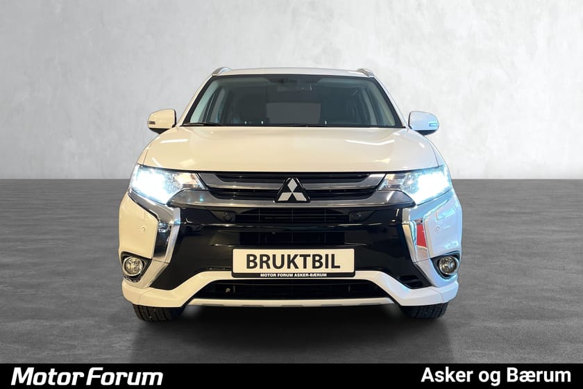 Bilde 2 av Mitsubishi Outlander PHEV VELUTSTYRT/HENGERFESTE/VI TAR INNBYTTE