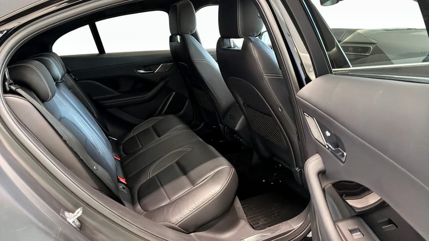 Bild 5 av Jaguar I-Pace EV400 SE AWD/Meridian/Panorama/Luftfjädring