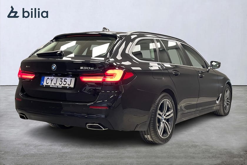 Bild 5 av BMW 530e xDrive Touring ,Panorama, Sportstol, Dragkrok, Hi-Fi