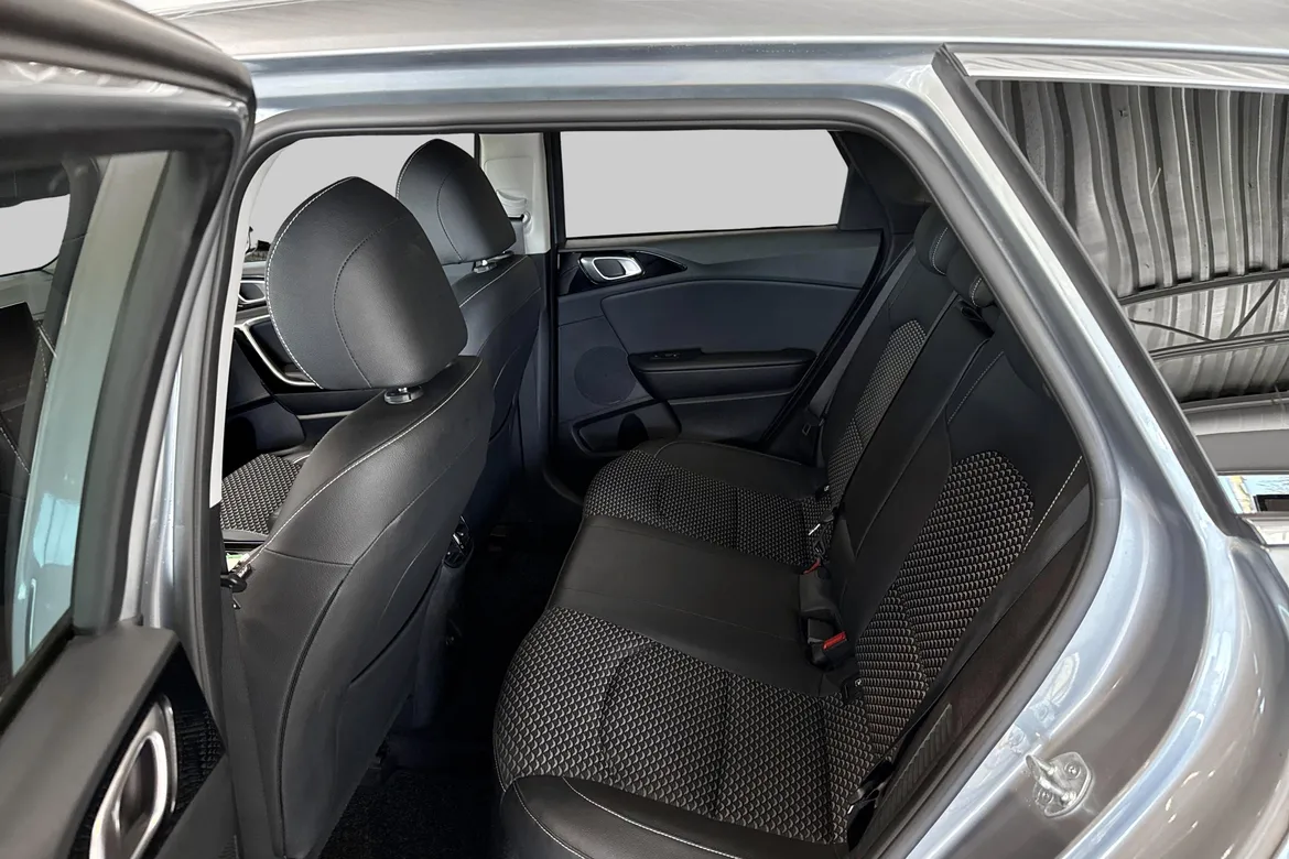 picture of a car