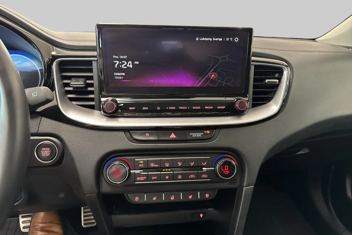 picture of a car