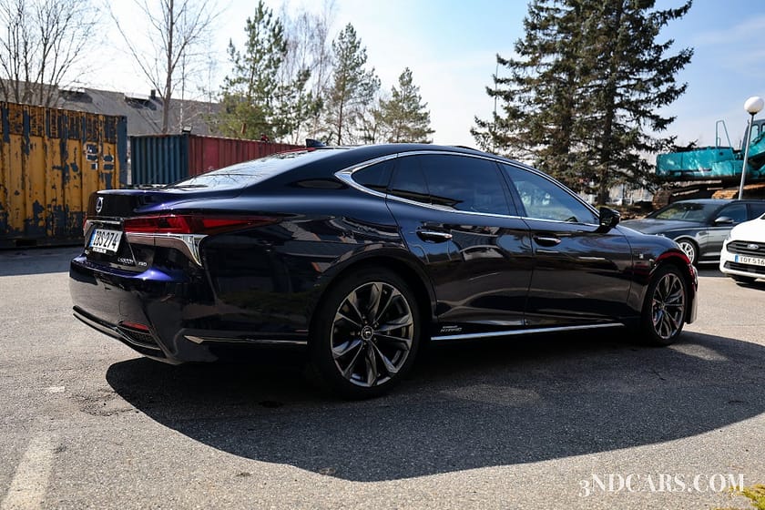 Bild 5 av Lexus LS 500h AWD F-SPORT 3.5 V6 LUFTFJÄDRING MARK LEVINSON