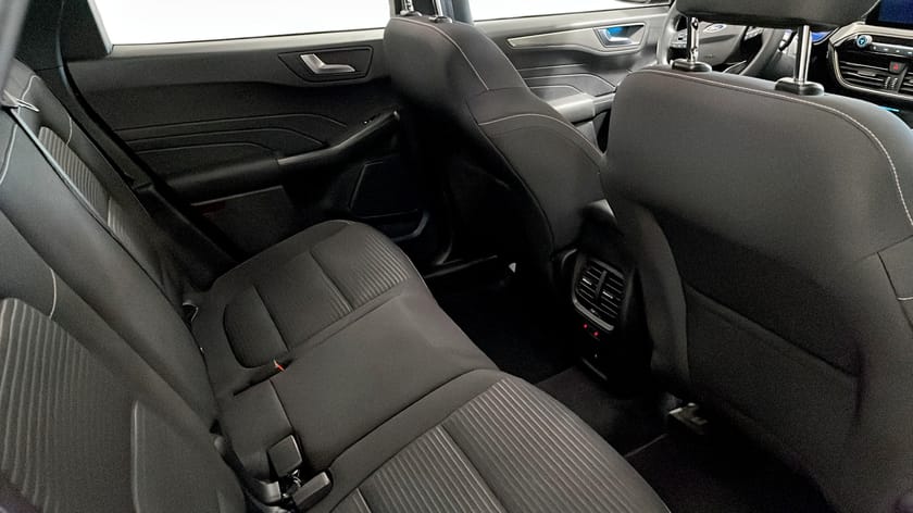 Bild 5 av Ford Kuga Plug-In Hybrid 2,5 PHEV 225Hk FWD Titanium Nav / Backkamera