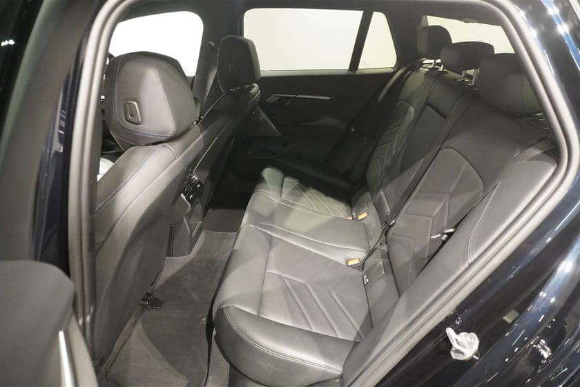 Bild 5 av BMW i5 eDrive40 Touring M Sport Business PA H K DA Drag
