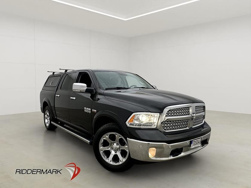 Bild 1 av RAM 1500 Crew Cab Dodge Laramie 5.7 4x4 Luft Alpine Skinn Kåpa Moms