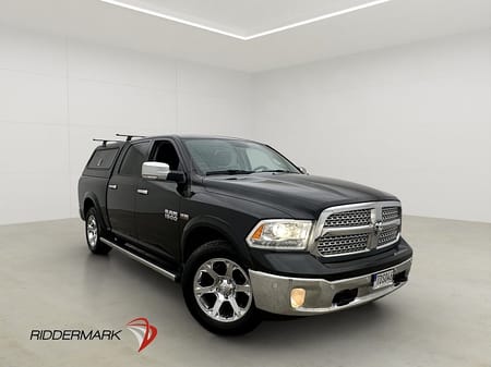 RAM 1500 Crew Cab Dodge Laramie 5.7 4x4 Luft Alpine Skinn Kåpa Moms
