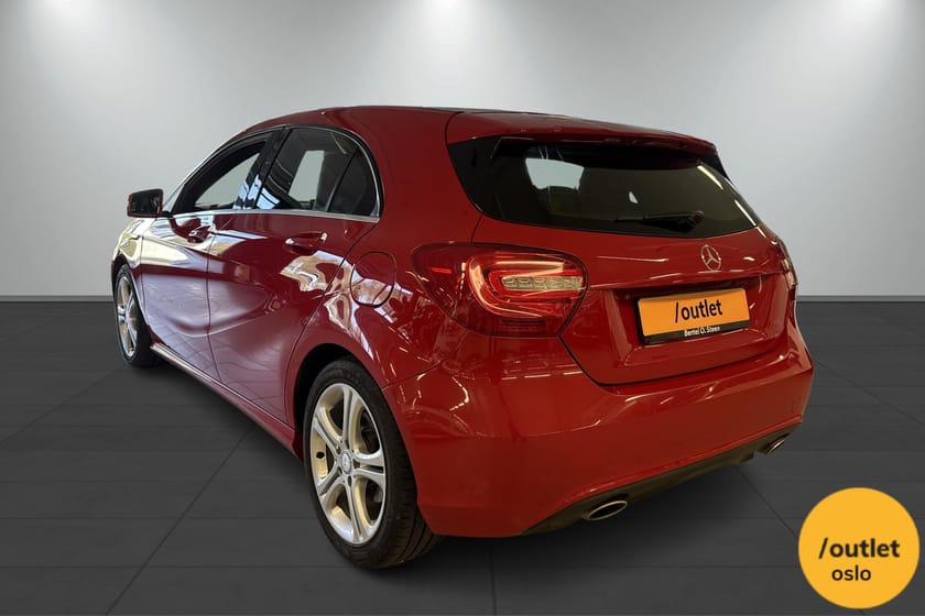 Bilde 3 av Mercedes-Benz A 180 122hk / BI-XENON / Ryggekamera / Navigasjon