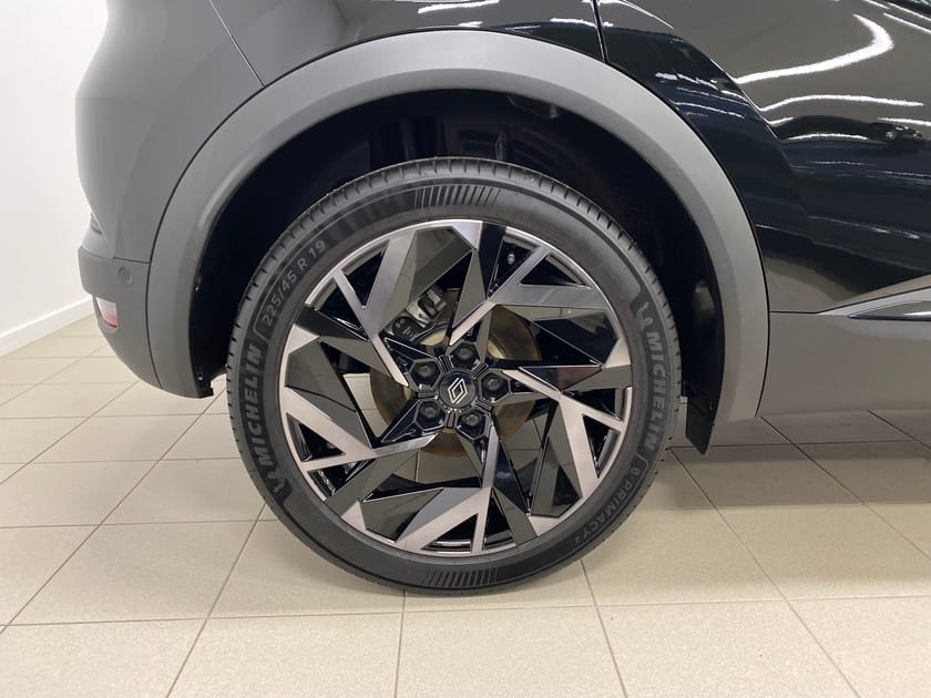 Bild 4 av Renault Captur PhII TCe 160 esprit Alpine EDC