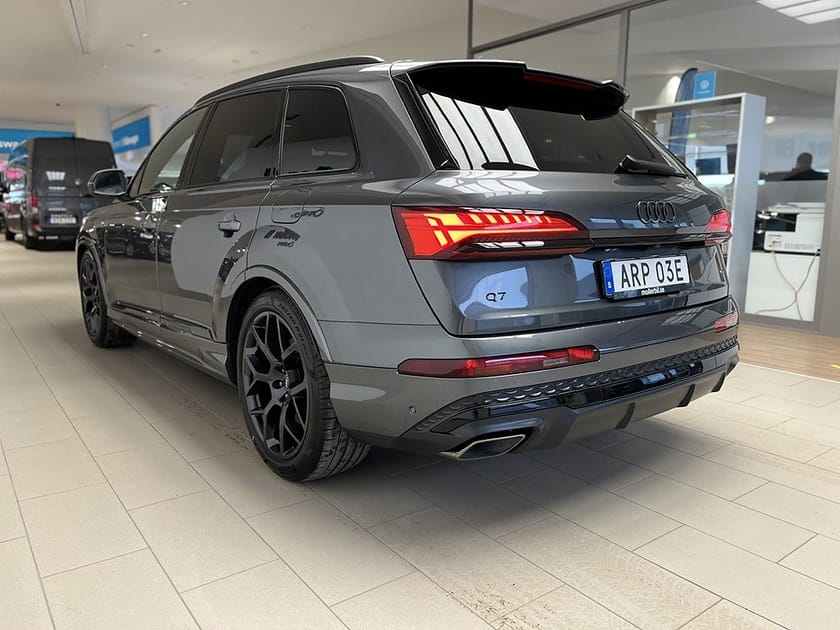 Bild 5 av Audi Q7 60 TFSI e quattro SUV 490 HK Selection/Black Carbon/Laser-Matrix