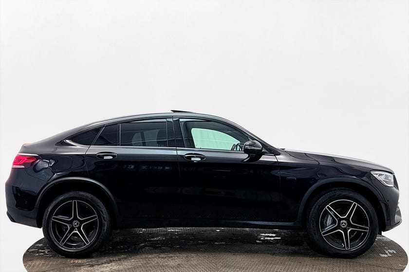 Bild 5 av Mercedes-Benz GLC 300 e Coupé 4MATIC 4M AMG Drag Taklucka Navi Kamera MOMS 320hk