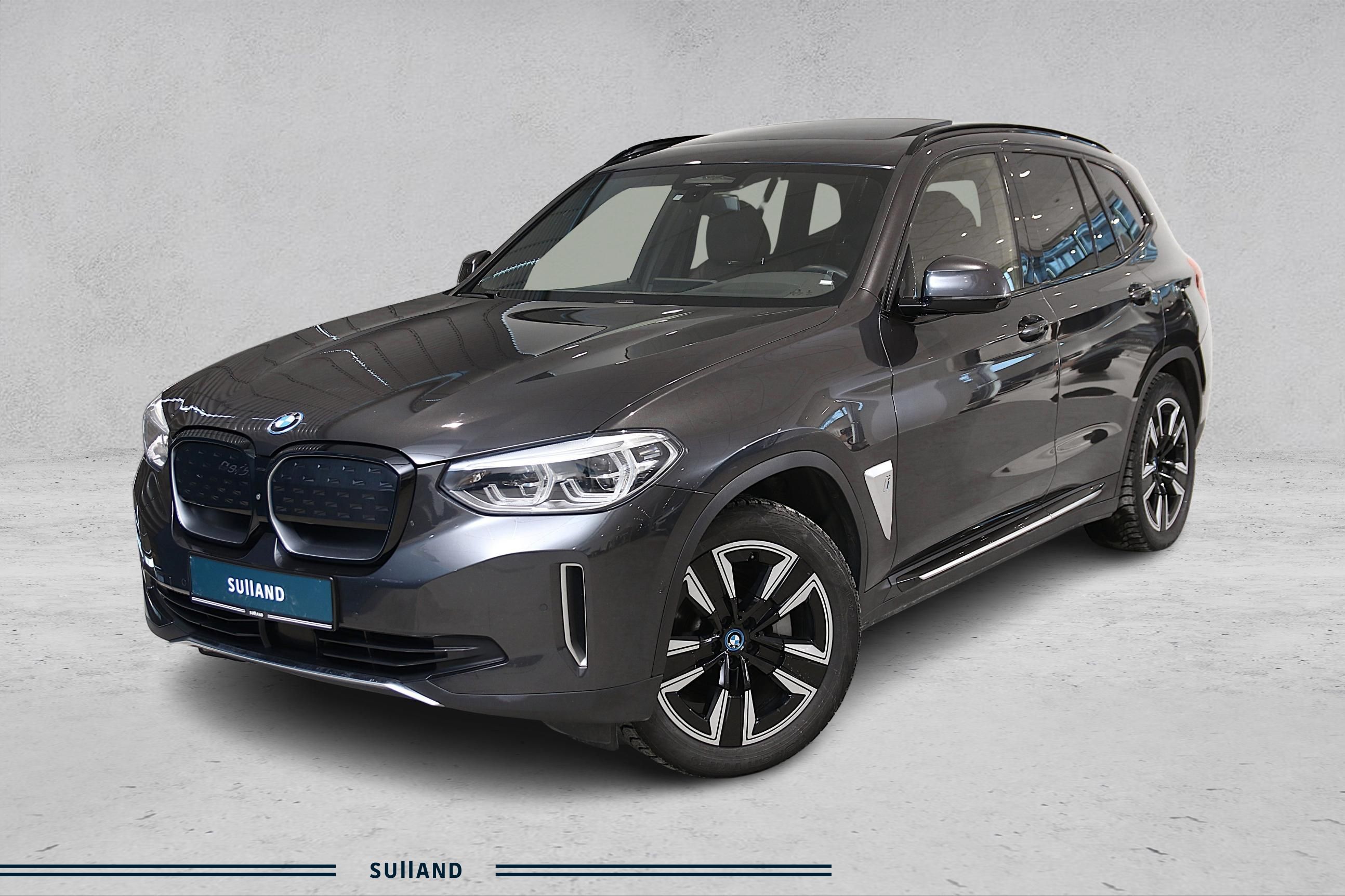 Thumnail bilde 1 av BMW iX3