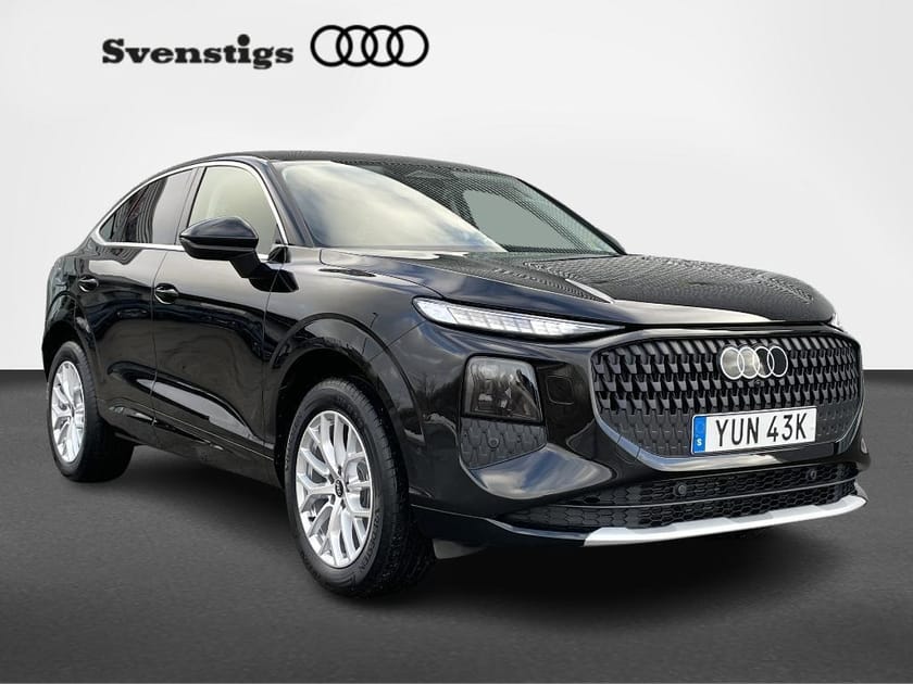 Bild 2 av Audi Q3 Sportback 150hk TFSI Proline Värmare Drag Backkamera