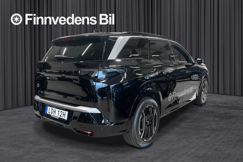 Bild 4 av Peugeot E-5008 GT Ultimate *Dragkrok/Navi/360*