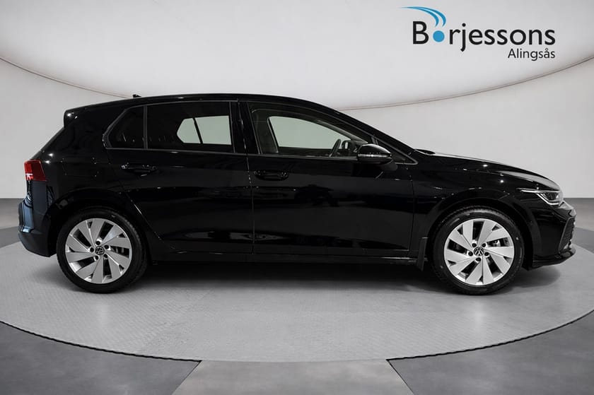 Bild 2 av Volkswagen Golf eHybrid Life 204hk *SNABB LEVERANS**