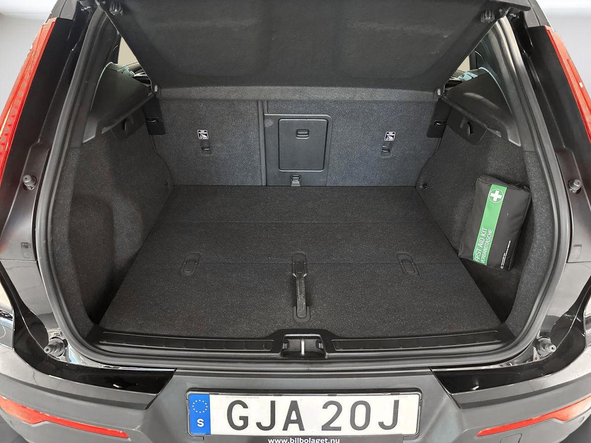 Volvo XC40 2023 - miniatyr 10