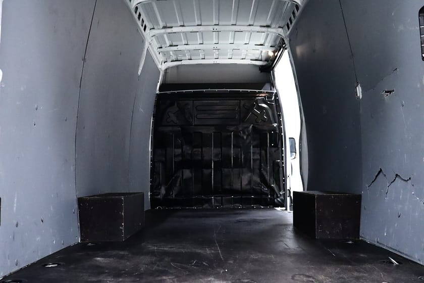 Bild 5 av Iveco Daily 35-140 Van 136HK L5H2 XXL-Skåp|Webasto|3.5ton-dragvikt|Momsbil