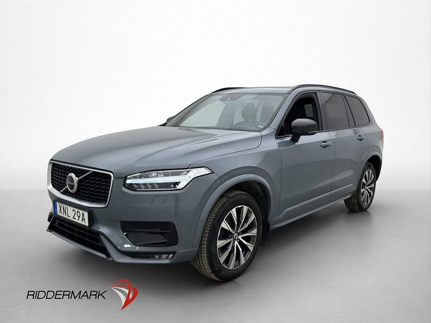 Bild 3 av Volvo XC90 7 Säten B5 AWD R-Design 7-Sits Pano H/K Skinn Drag HUD
