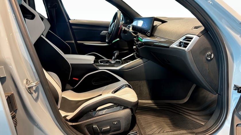 Bild 3 av BMW M3 Competition Touring xDrive M Drivers pkt H/K Adaptiv Farth Rattvärme