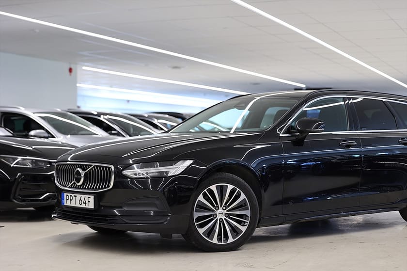 Bild 4 av Volvo V90 B4 AWD 190hk Momentum Drag B-kamera Navi Keyless