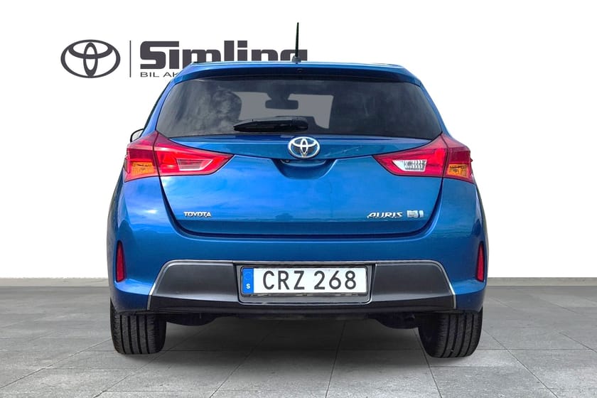 Bild 4 av Toyota Auris Hybrid e-CVT Edition 50 / Vinterhjul / Motorvärmare