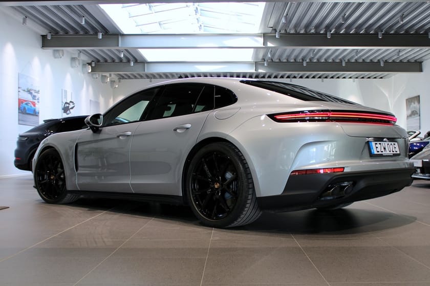 Bild 2 av Porsche Panamera 4 E-Hybrid 