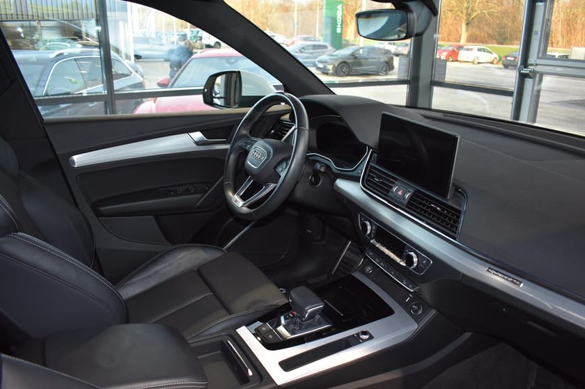 Bild 4 av Audi Q5 Sportback 40 TDI quattro 204 HK S-TRONIC S-LINE