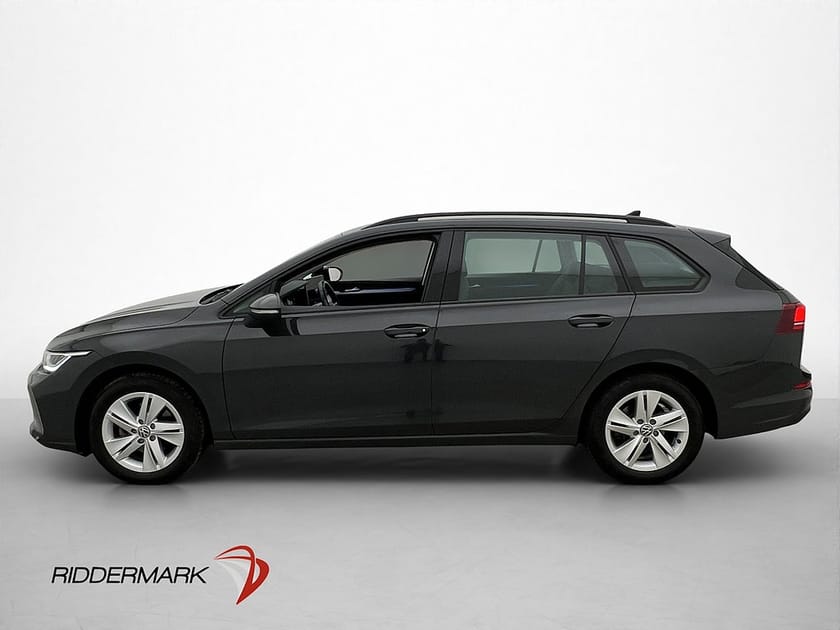 Bild 4 av Volkswagen Golf Sportscombi 1.5 eTSI  MOMS Drag Carplay Värmare