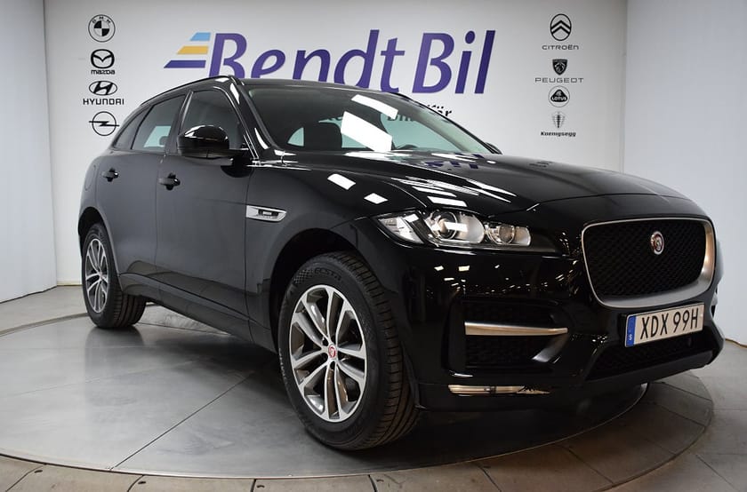 Bild 1 av Jaguar F-Pace 20d AWD R-Sport Dragkrok Nav