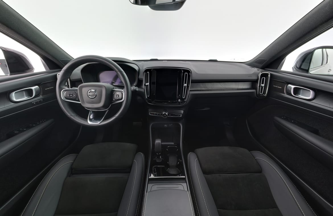 Volvo XC40 2023 - miniatyr 7