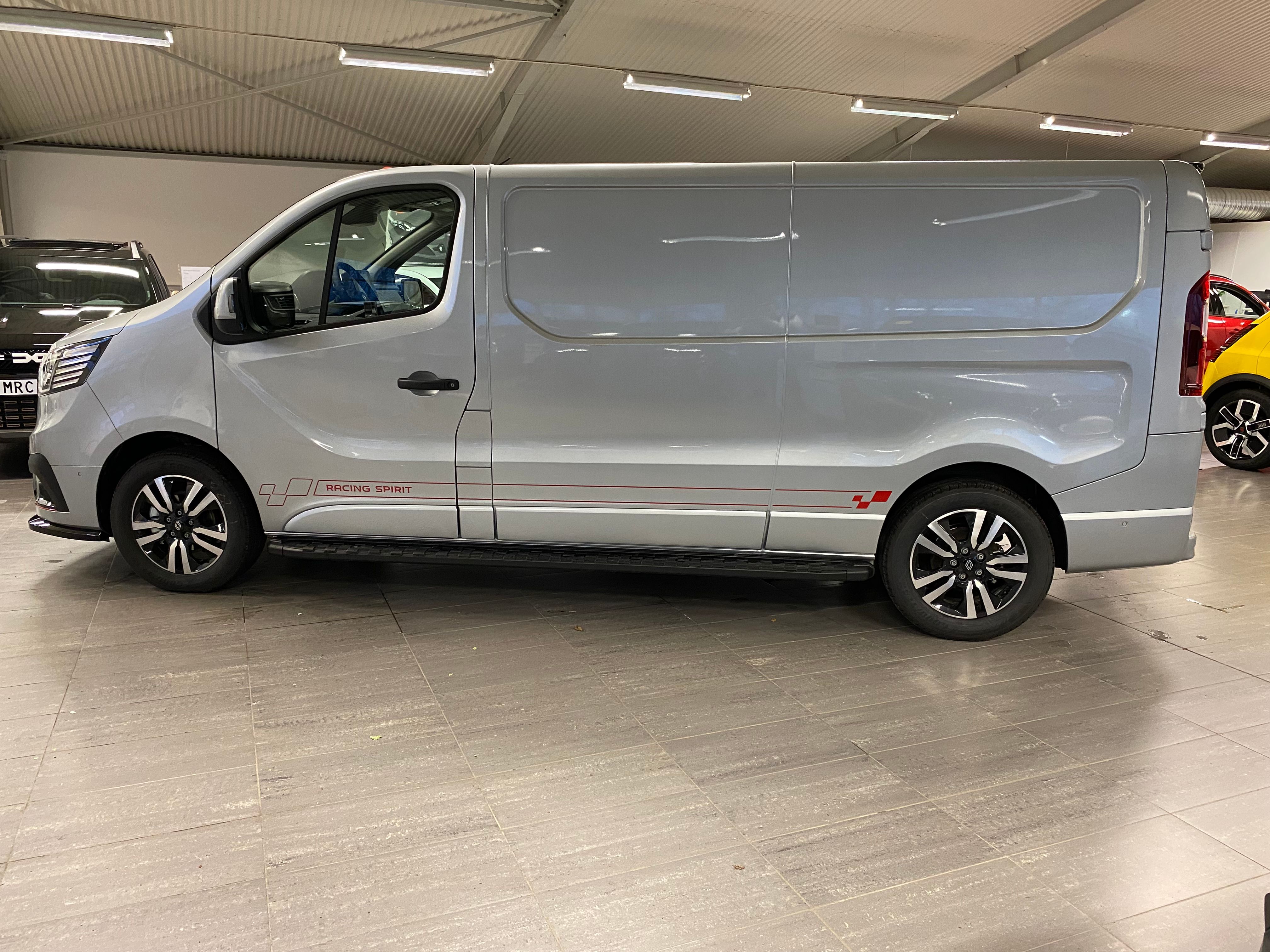 Renault Trafic Skåpbil