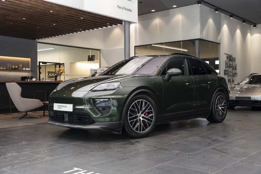 Bilde 1 av Porsche Macan 4S Electric Burmester®, Bak.aks.sty, LED-Matrix, 360-view, Pano