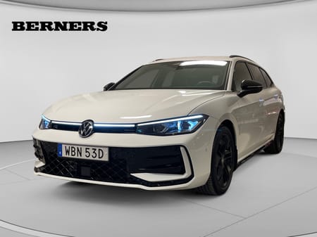 Volkswagen Passat Sportscombi Tdi 4-m Dsg / R-line black / Drag / Värmare /