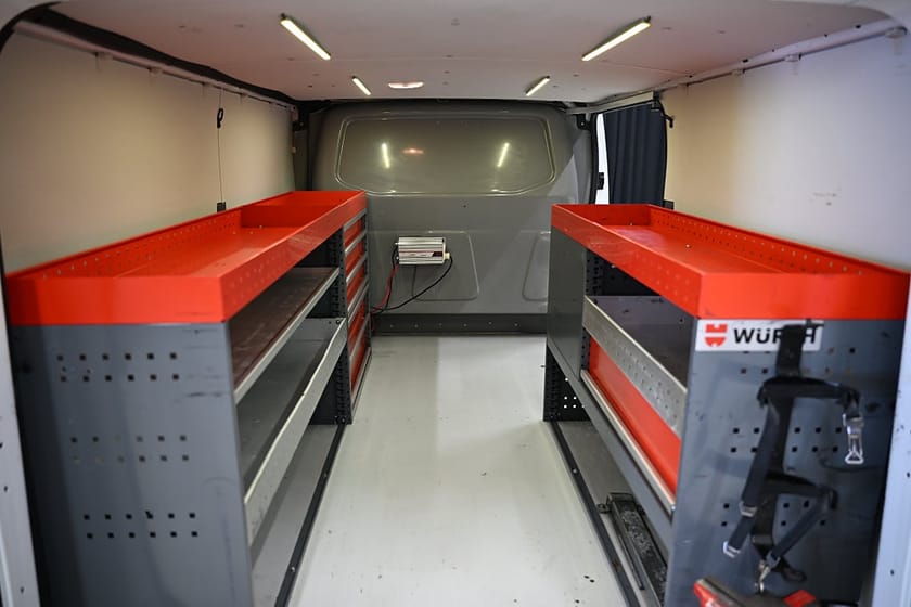 Bild 2 av Renault Trafic Skåpbil 145HK L2 Automat|Inredd|Inverter|Drag|Värmare|GPS|SeUtr