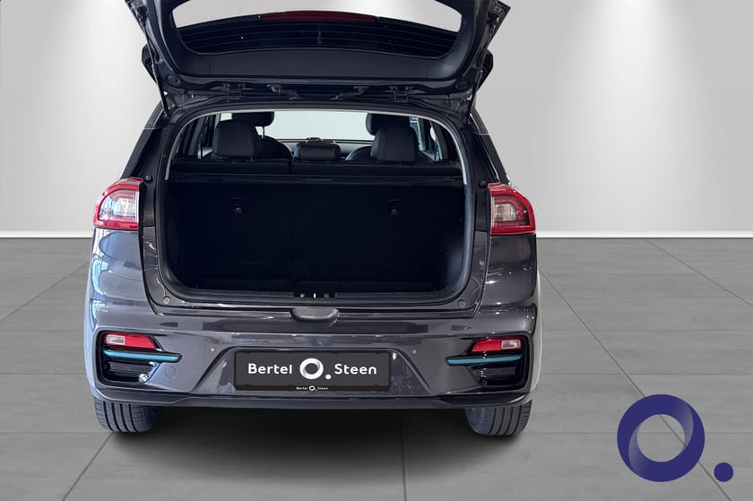 Bilde 5 av Kia e-Niro First Edition, Vent. skinnseter, varme ratt, navi,