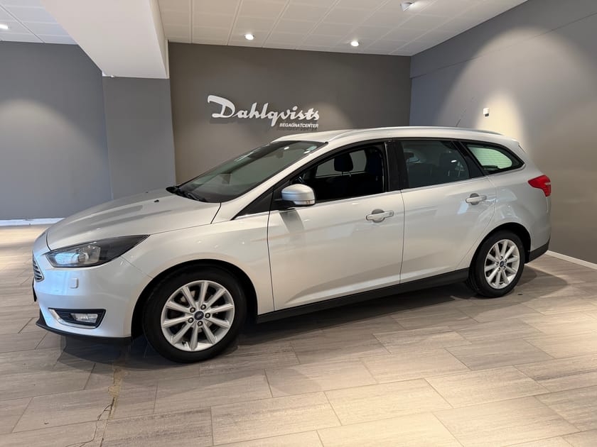 Bild 3 av Ford Focus Kombi 1.0T 100hk | V-hjul Titanium